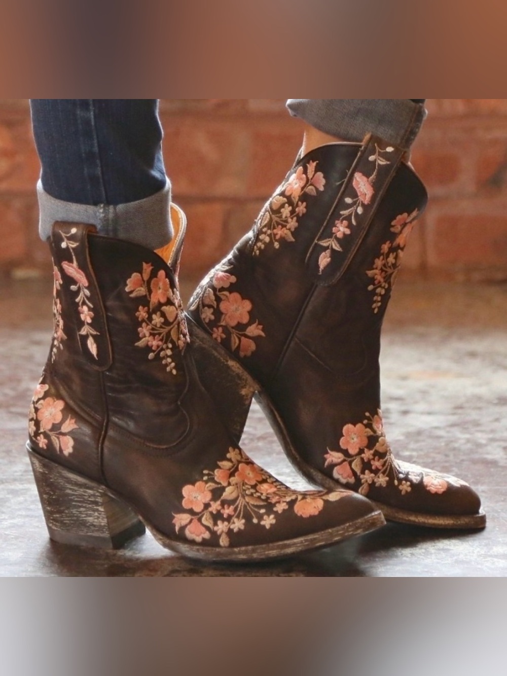 Old Gringo Sora Brown Floral Embroidered Ankle Boots. Women's Size 8.5B